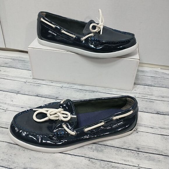 Cole Haan  Women's Patent Leather Navy Slip on Loafer Shoes, Size 8.5B - Picture 3 of 9
